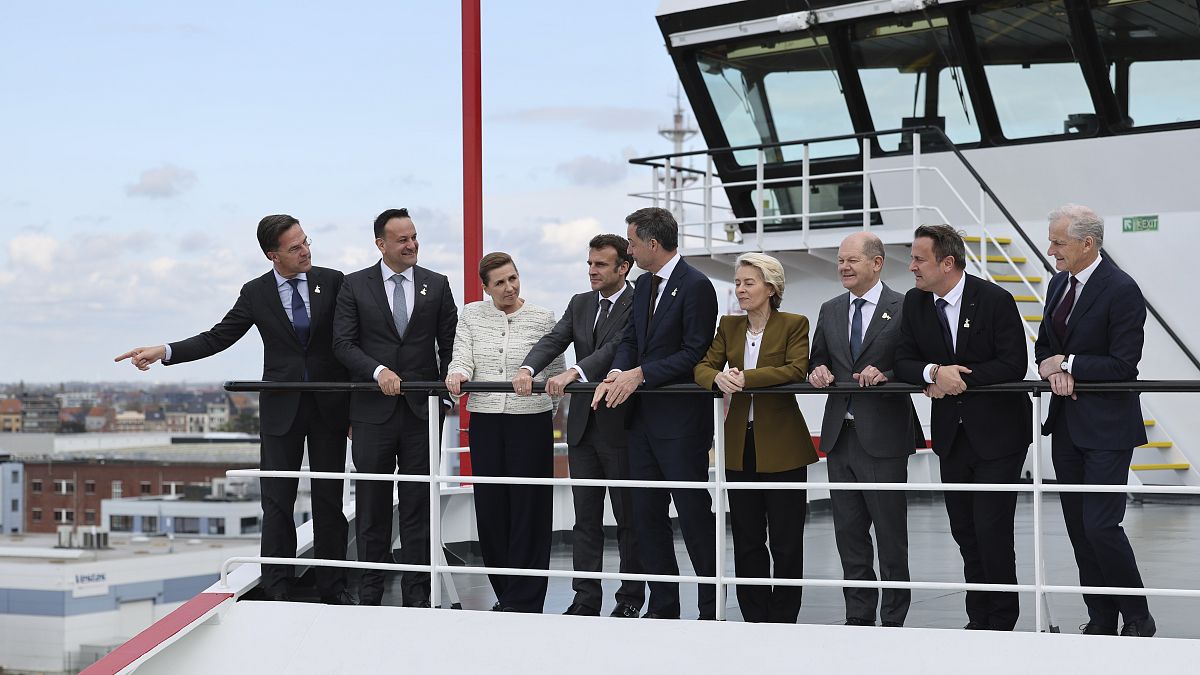 Avrupalı liderler Kuzey Denizi'ni rüzgar enerjisi merkezi haline getirmek istiyor