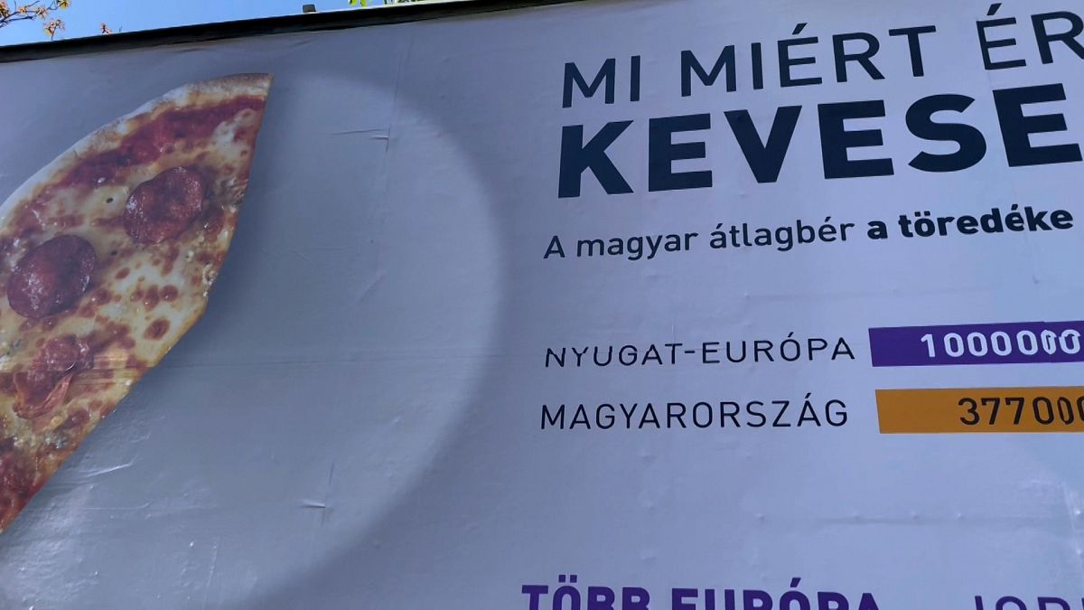 A photo of the ALDE pizza poster from their campaign against Budapest 
