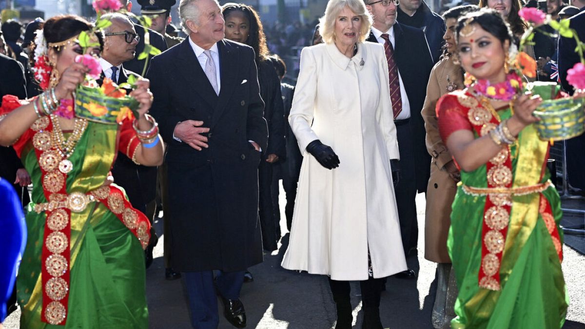 König Charles III. und Camilla besuchten im Februar die Brick Lane im Osten von London.