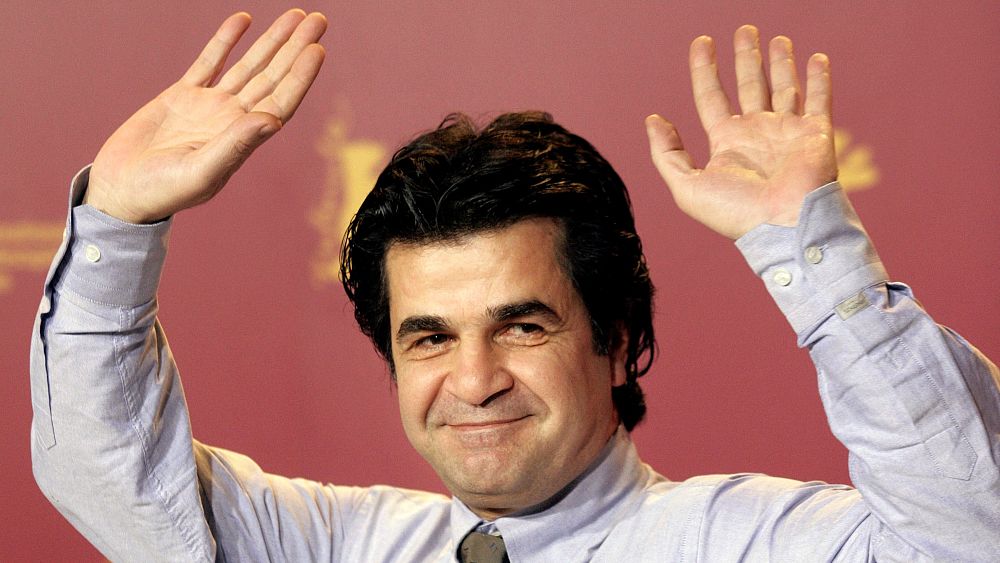 Pour la première fois en 14 ans : le réalisateur iranien Panahi est autorisé à quitter le pays