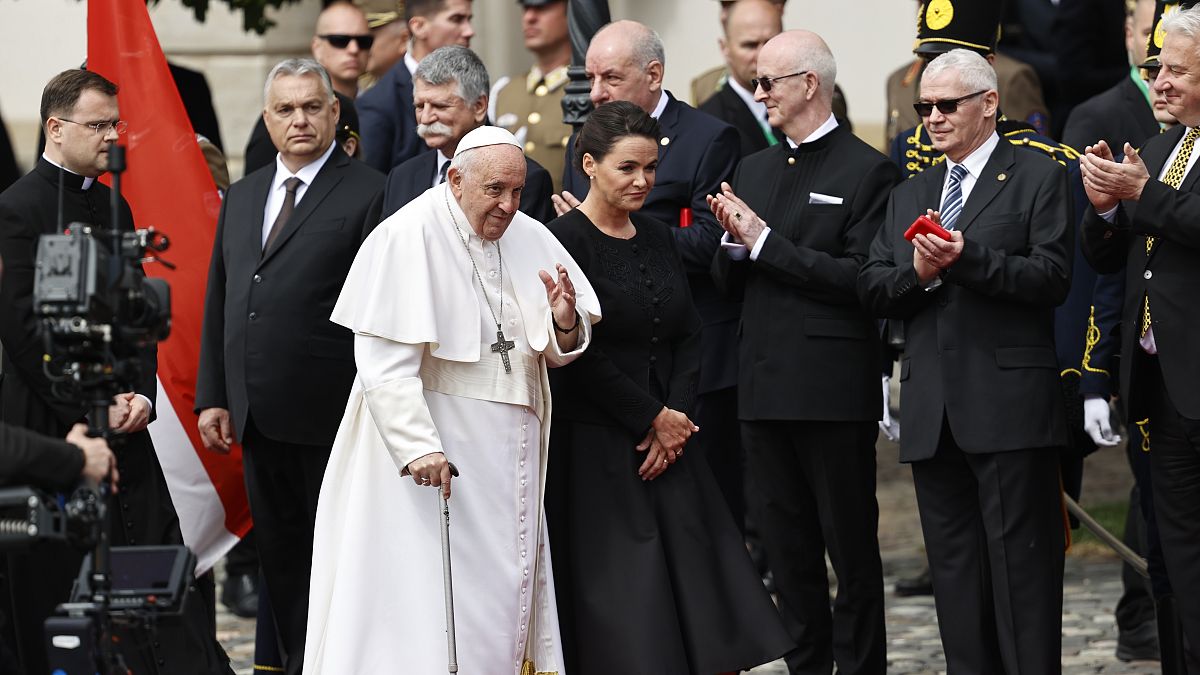 Papa Francis Macaristan'a üç günlük ziyaret gerçekleştiriyor