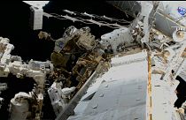Sultan AlNeyadi saiu da Estação Espacial Internacional para um passeio no espaço com o astronauta da NASA Steve Bowen