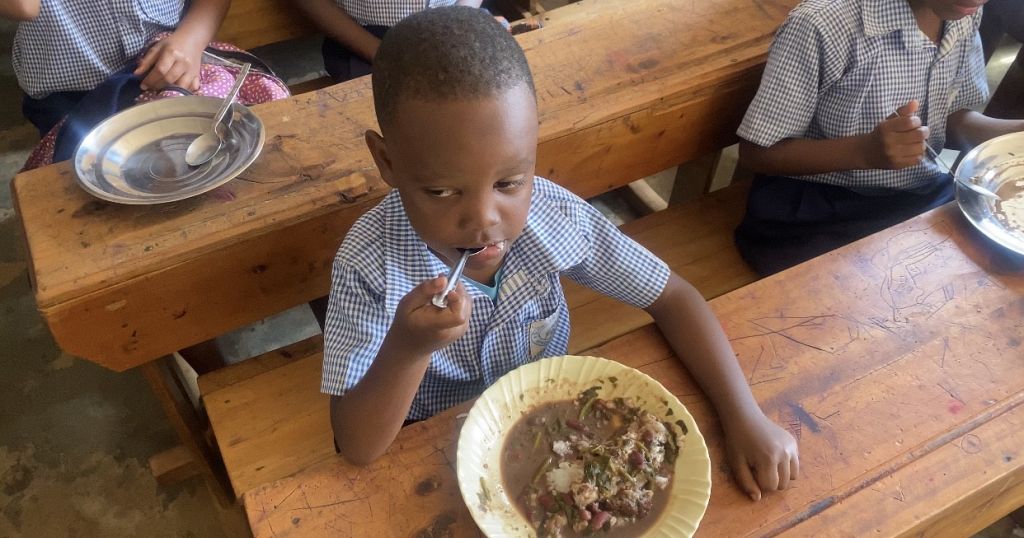 Rwanda: School feeding programme with WFP making impact