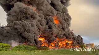 Crimée : incendie dans un dépôt de pétrole à Sébastopol après une attaque de drones (autorités locales) 