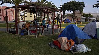 Εκατοντάδες μετανάστες κυρίως από τη Βενεζουέλα έχουν εγκλωβιστεί στο Περού