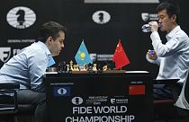 Les joueurs d'échecs Ding Liren et Ian Nepomniachtchi à Astana, Kazakhstan, le 30 avril 2023 