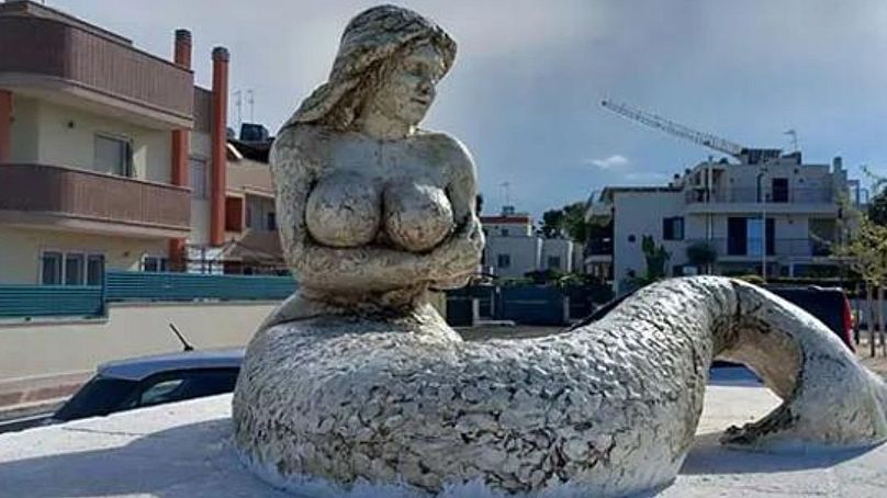 VIDEO : Escultura a la morsa Freya