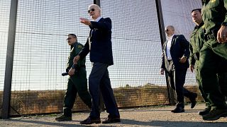 الرئيس الأميركي جو بايدن على الحدود الأميركية مع المكسيك