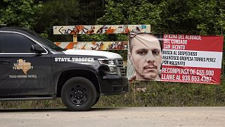 A texasi Cleveland környékén plakátokkal is keresték az elkövetőt