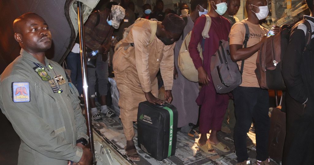 Des milliers de Nigérians rapatriés du Soudan | Africanews