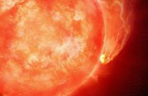 Gökbilimciler ilk defa bir sönen bir yıldızın gezegeni yutmasını gözlemledi