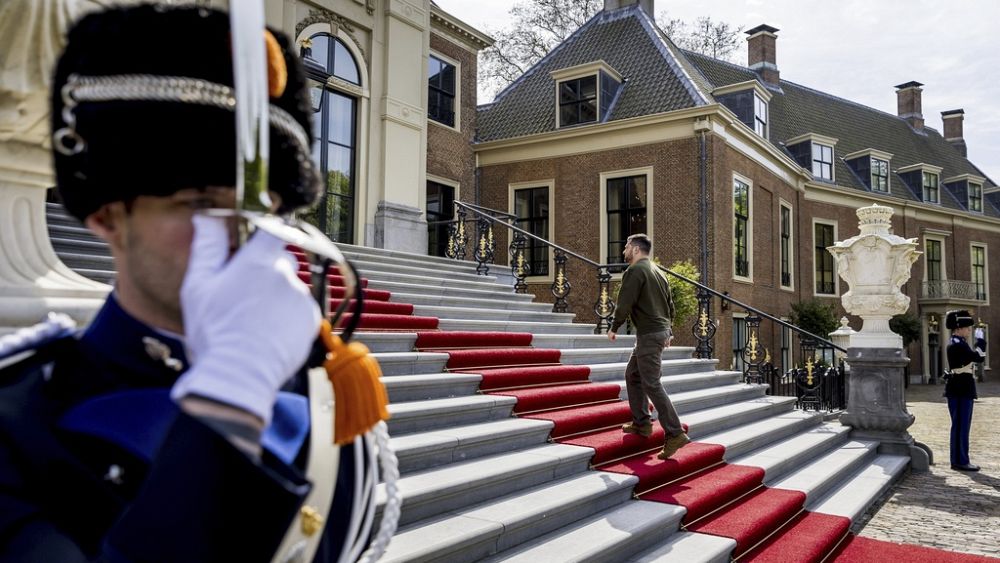 Zelensky réclame un tribunal spécial pour 