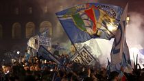 Болельщики "Наполи" празднуют чемпионский титул, 4 мая 2023 года.