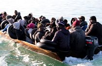 Grupo de migrantes intercetado pela guarda tunisina a 18 de abril