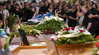 Les funérailles de 5 personnes dans un village au sud de Belgrade (06/05/2023)