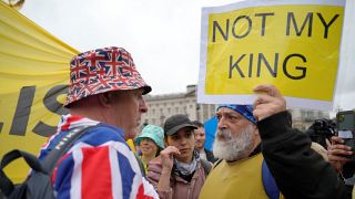  “ليس ملكي” مظاهرات ضد الملكية في لندن 