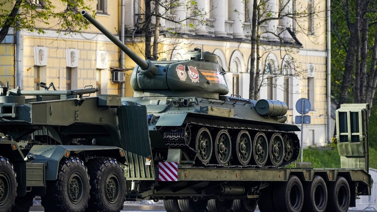 Egy tank a tréleren - főpróba Moszkvában