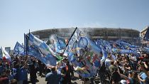 Neapel-Fans vor dem Maradona-Stadion in Neapel am 7. Mai 2023