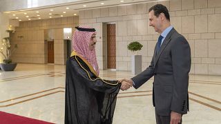 وزير الخارجية السعودي فيصل بن فرحان والرئيس السوري بشار الأسد في دمشق