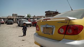 بازار فروش خودروی کرولا در کابل 