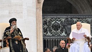 البابا فرنسيس يلتقي ببابا الأقباط الأرثوذكس المصري تواضروس الثاني