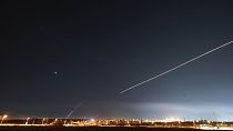 Das israelische System "Iron Dome" feuert eine Abfangrakete ab, um ein Geschoss aus dem Gazastreifen unschädlich zu machen.