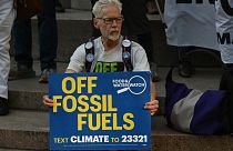 احتجاجات للحد من استخدام الطاقة الأحفورية