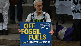 احتجاجات للحد من استخدام الطاقة الأحفورية