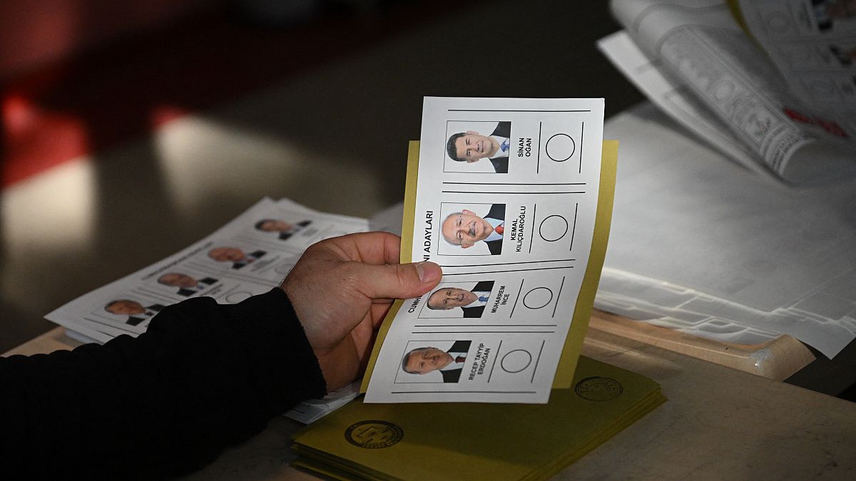 14 Mayıs seçimlerinde oy verme işlemi tamamlandı