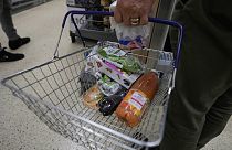 İngiltere'de yüksek gıda fiyatları tüketicinin cebini yakıyor
