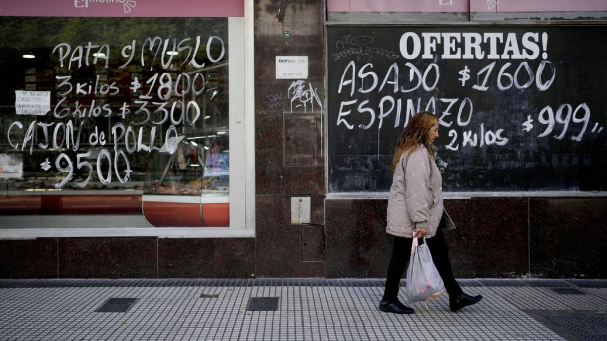 Arjantin'de fiyatların sadece nisan ayında yüzde 7,5 arttığı tahmin ediliyor