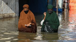Des milliers de Somaliens fuient les inondations