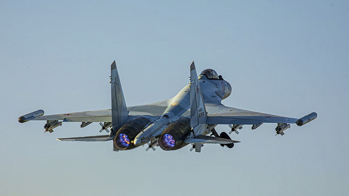 طائرة سوخوي-35 الروسية المقاتلة