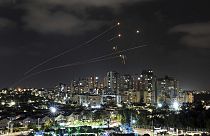 İsrail hava savunma sistemi, fırlatılan roketlere karşı hareke geçirildi