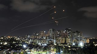 İsrail hava savunma sistemi, fırlatılan roketlere karşı hareke geçirildi