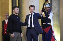 Volodymyr Zelensky et Emmanuel Macron, sur le perron de l'Elysée, le 14 mai 2023