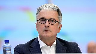 روبرت ستادلر، الرئيس التنفيذي السابق لشركة أودي الألمانية لصناعة السيارات، يجلس في قاعة محكمة إقليمية في ميونيخ، ألمانيا، الثلاثاء 16 مايو 2023
