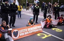 Az Utolsó generáció április végi berlini blokádja