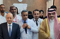 السفير السعودي لدى اليمن محمد آل جابر خلال زيارته إلى عدن