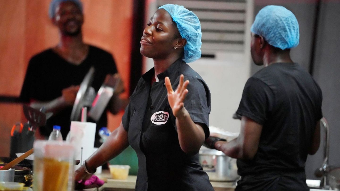 Nigerian chef Hilda Baci is the new record holder for the longest cooking  marathon | Euronews