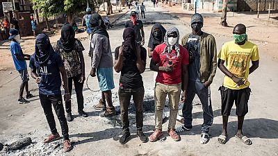 Sénégal : touchés par le chômage, des jeunes portent le combat de Sonko