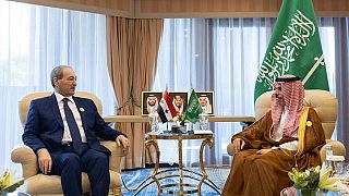 وزير الخارجية السعودي الأمير فيصل بن فرحان بن عبد الله ونظيره السوري فيصل المقداد