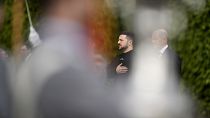 O presidente da Ucrânia de visiat à Alemanha, onde voltou a insistir na criação de uma "coligação de caças", semelhante à que lhe forneceu tanques 