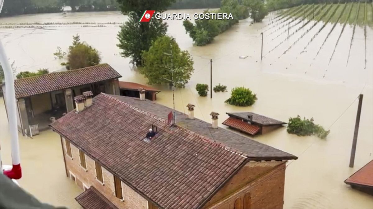 İtalya'nın Emilia-Romagna bölgesini bir ayda ikinci kez sel bastı