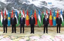 Xi Jinping previno contra los "instigadoresde revoluciones de colores"