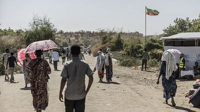 Hundreds of refugees cross into western Ethiopia from Sudan every day