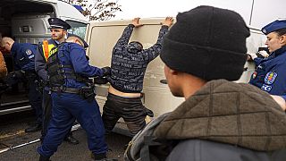 Задержание контрабандистов, Венгрия