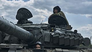 Egy ukrán tank Bahmut közelében, 2023. május 12-én