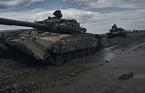 Ukrán tankok Bahmut közelében