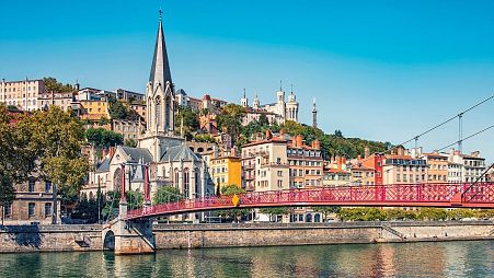 Get €1 train tickets from Paris to Nantes.